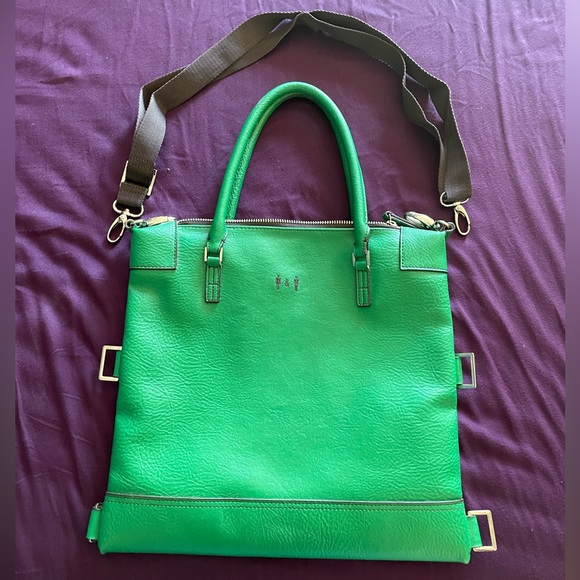 RARE: Vegan Matt & Nat green purse - Picture 1 of 5